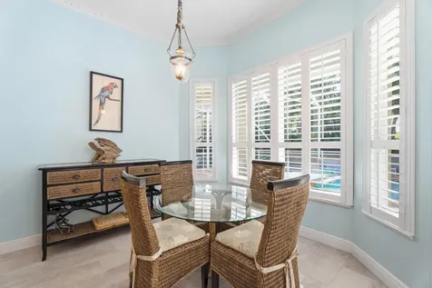 889 Island Club Square Vero Beach FL 32963