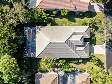 889 Island Club Square Vero Beach FL 32963
