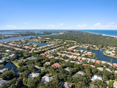 889 Island Club Square Vero Beach FL 32963