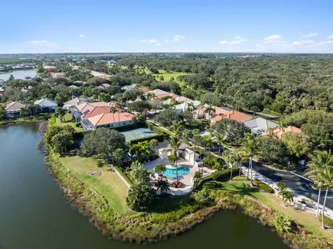 889 Island Club Square Vero Beach FL 32963