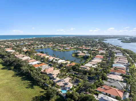 889 Island Club Square Vero Beach FL 32963