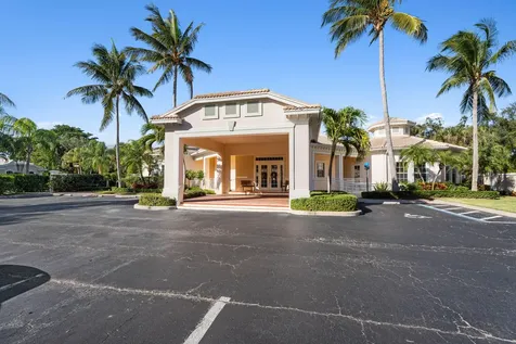 889 Island Club Square Vero Beach FL 32963