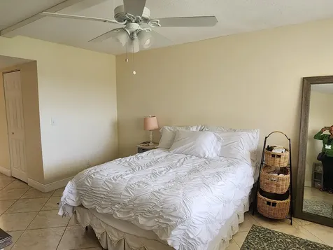 3755 Via Poinciana Lake Worth FL 33467
