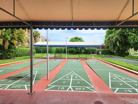 3755 Via Poinciana Lake Worth FL 33467