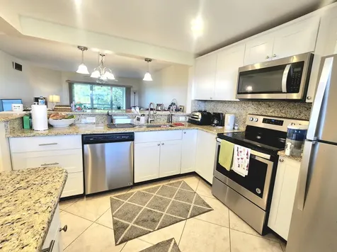 3755 Via Poinciana Lake Worth FL 33467