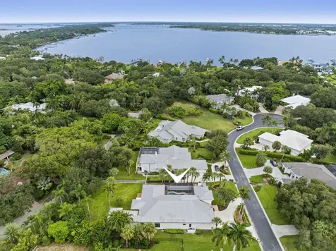 2694 Ne Sewalls Landing Way Jensen Beach FL 34957