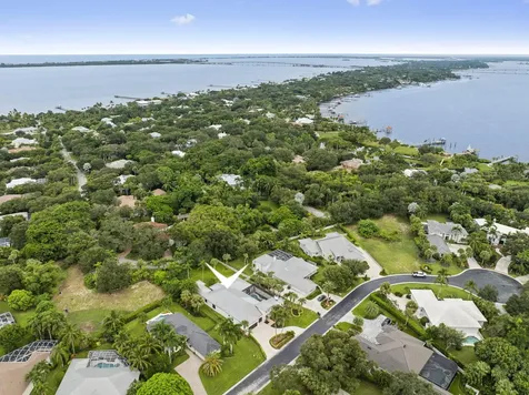2694 Ne Sewalls Landing Way Jensen Beach FL 34957