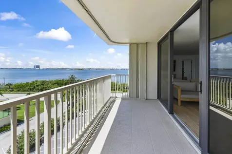 5480 N Ocean Drive Singer Island FL 33404