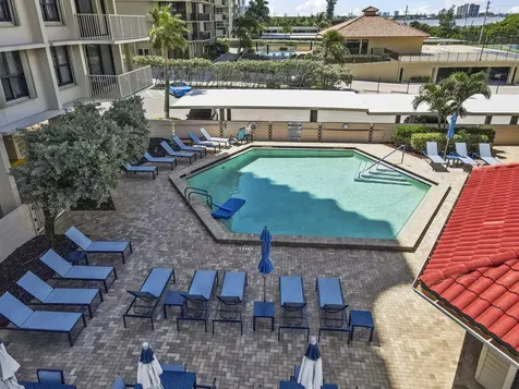 5480 N Ocean Drive Singer Island FL 33404