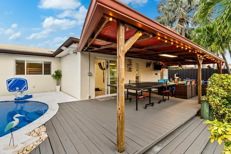 1621 Ne 63rd Court Fort Lauderdale FL 33334