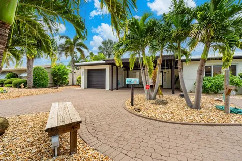1621 Ne 63rd Court Fort Lauderdale FL 33334