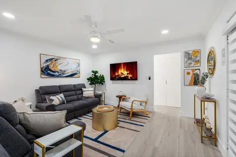 1621 Ne 63rd Court Fort Lauderdale FL 33334
