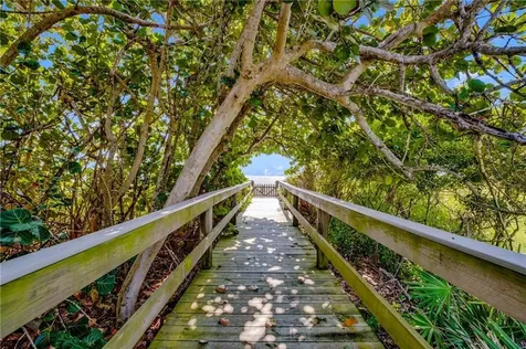 31 S White Jewel Court Vero Beach FL 32963