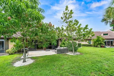 4674 Fountains Drive Lake Worth FL 33467