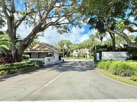 811 Oak Harbour Drive Juno Beach FL 33408