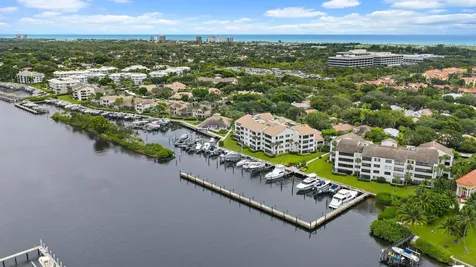 811 Oak Harbour Drive Juno Beach FL 33408