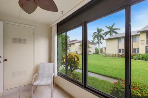 319 Pine Ridge Circle Greenacres FL 33463