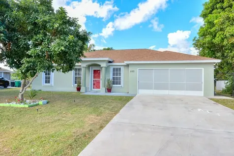 220 W Arbor Avenue Port Saint Lucie FL 34952