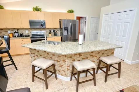 220 W Arbor Avenue Port Saint Lucie FL 34952