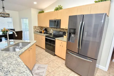 220 W Arbor Avenue Port Saint Lucie FL 34952