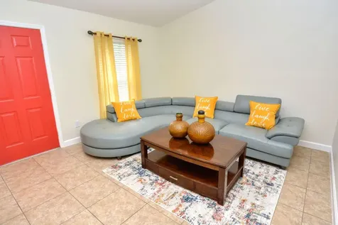 220 W Arbor Avenue Port Saint Lucie FL 34952