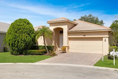 2887 N Bight West Palm Beach FL 33411