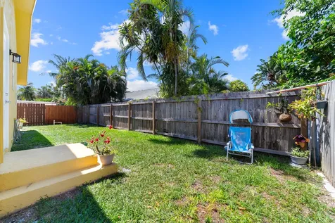 1853 Holman Drive Juno Beach FL 33408