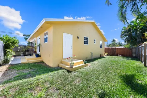 1853 Holman Drive Juno Beach FL 33408