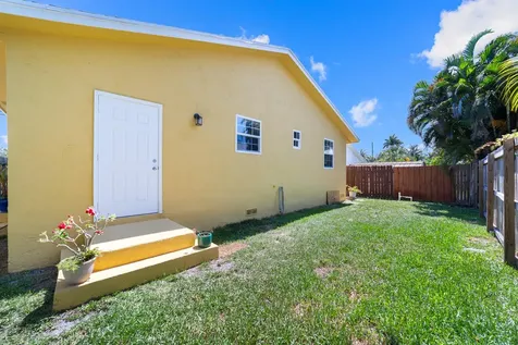 1853 Holman Drive Juno Beach FL 33408