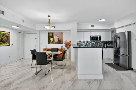 625 Casa Loma Boulevard Boynton Beach FL 33435
