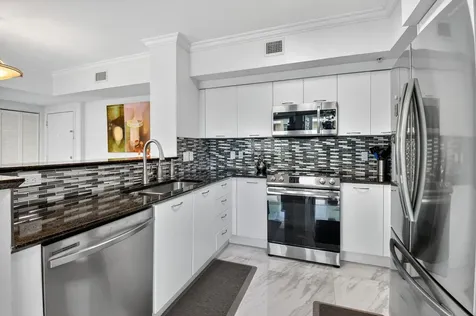 625 Casa Loma Boulevard Boynton Beach FL 33435