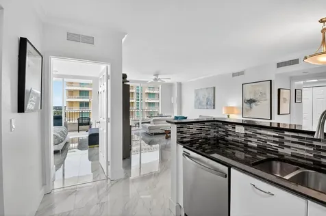 625 Casa Loma Boulevard Boynton Beach FL 33435