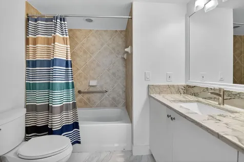 625 Casa Loma Boulevard Boynton Beach FL 33435