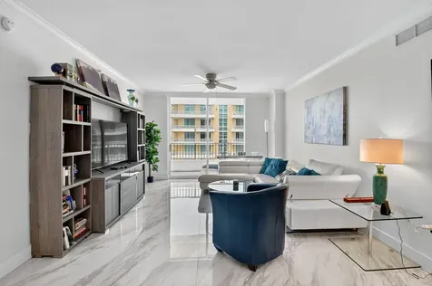 625 Casa Loma Boulevard Boynton Beach FL 33435