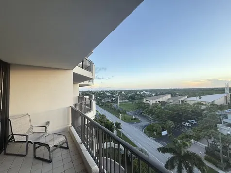 800 Ocean Drive Juno Beach FL 33408