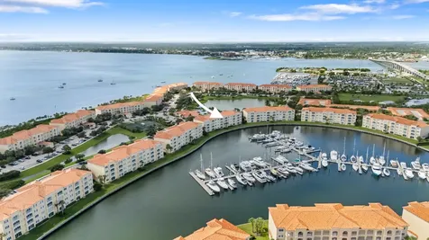 14 W Harbour Isle Drive Fort Pierce FL 34949