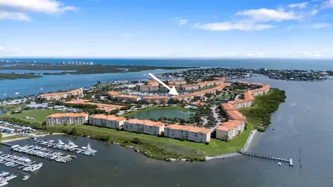 14 W Harbour Isle Drive Fort Pierce FL 34949