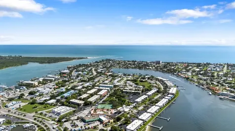 14 W Harbour Isle Drive Fort Pierce FL 34949