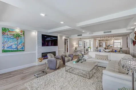 400 Beach Road Tequesta FL 33469