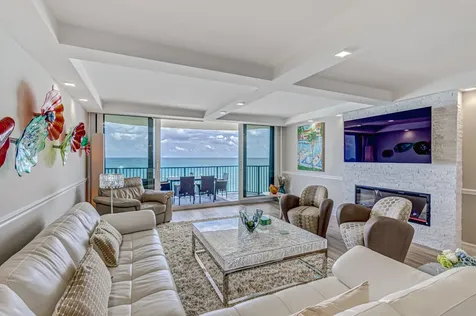 400 Beach Road Tequesta FL 33469