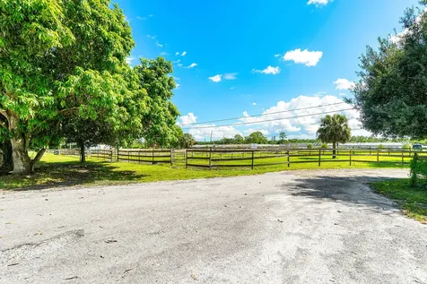 3479 D Road Loxahatchee Groves FL 33470