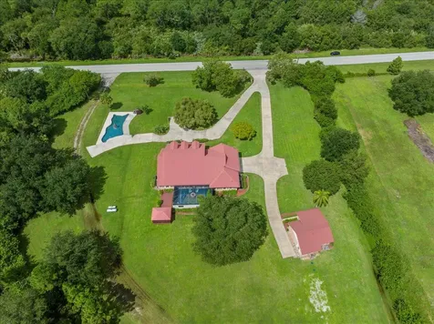 930 90th Avenue Vero Beach FL 32966