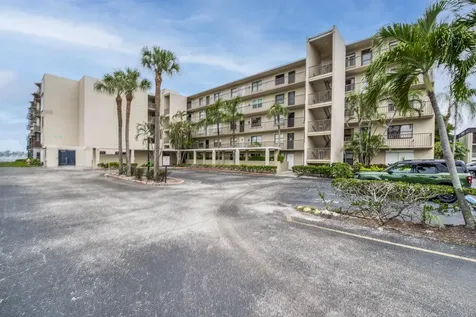 896 N Federal Highway Lantana FL 33462