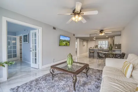 896 N Federal Highway Lantana FL 33462