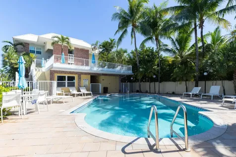 2420 Se 17th Street Fort Lauderdale FL 33316