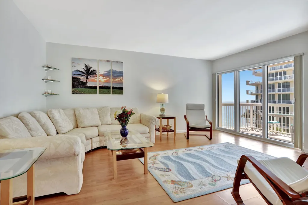 1069 Hillsboro Mile, Hillsboro Beach FL 33062