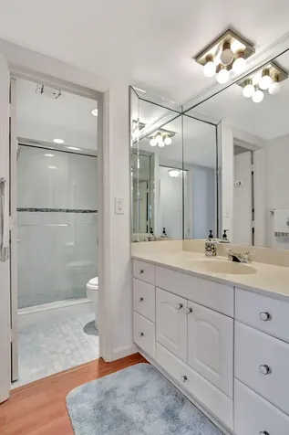 1069 Hillsboro Mile, Hillsboro Beach FL 33062