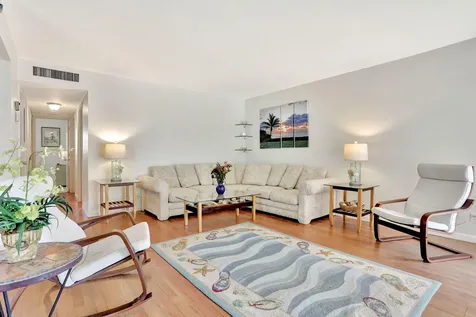1069 Hillsboro Mile, Hillsboro Beach FL 33062