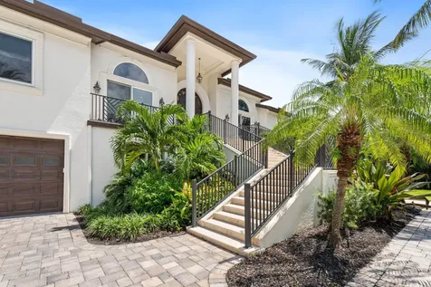 130 N Sewalls Point Road Sewalls Point FL 34996