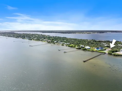 130 N Sewalls Point Road Sewalls Point FL 34996
